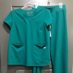 Hunter Green Figs (small top, small tall bottom)